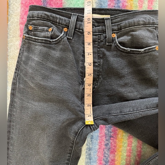 Levi’s Wedgie Straight - Picture 4 of 9